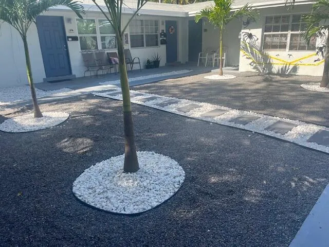 front courtyard 002