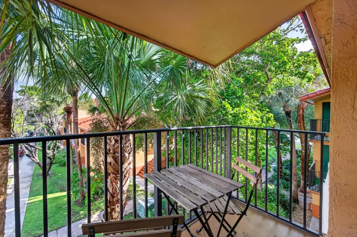 10765 apt 307-29
