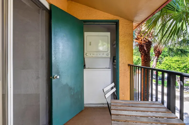 10765 apt 307-31