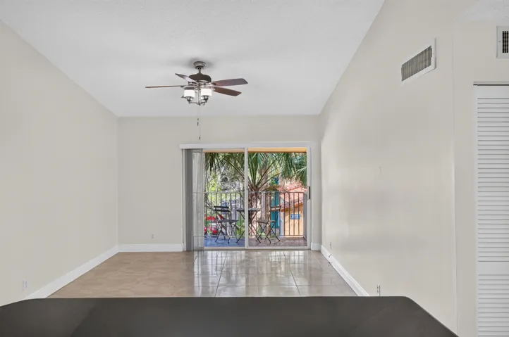 10765 apt 307-10