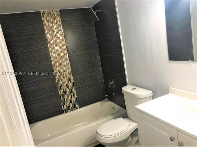18900 Ne 3rd Ct 515, Miami, Florida 33179