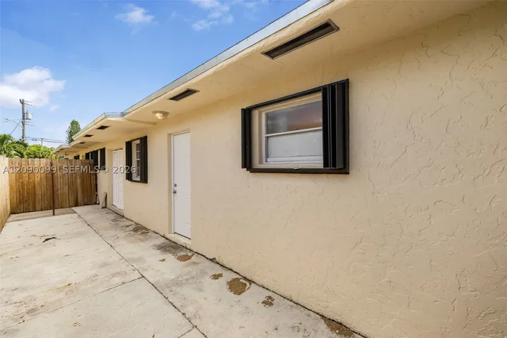 Back Patio Unit B