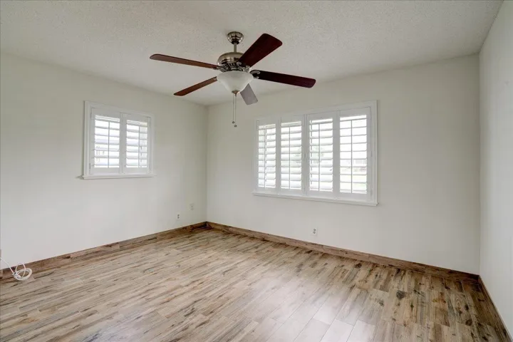 32-2198 SW 12th-35