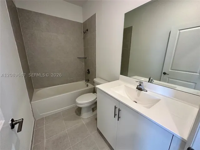 Upstairs Bathroom