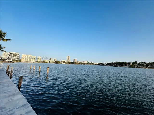 Dock