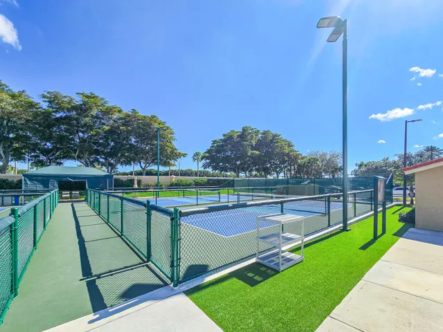PICKLEBALL COURTS