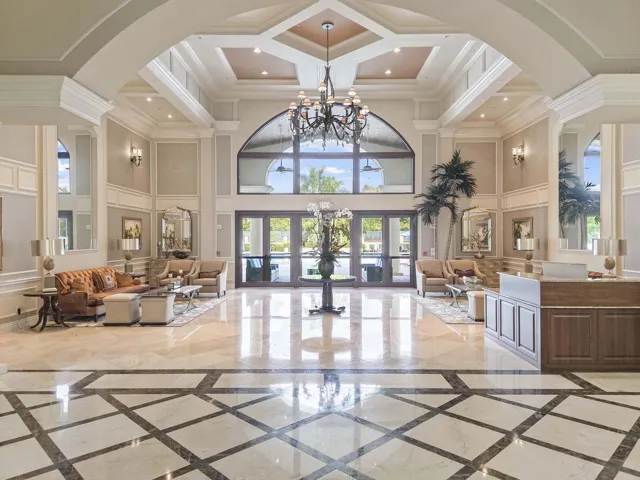 CLUBHOUSE