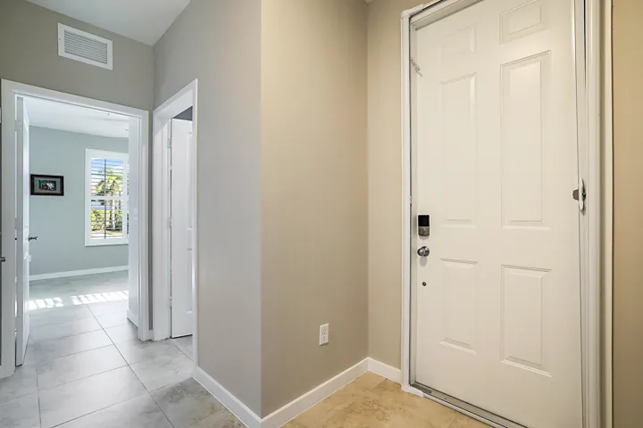 6216 SE Portofina Circle -18