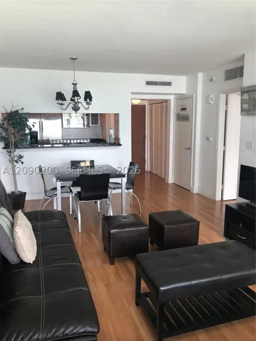 31 Se 5 St 1203, Miami, Florida 33131