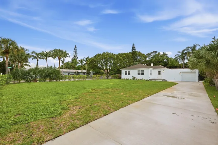 6-web-or-mls-5203_N_Flagler_Dr_07416