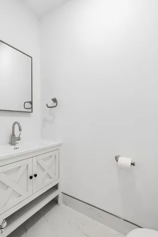 19-web-or-mls-5203_N_Flagler_Dr_07485