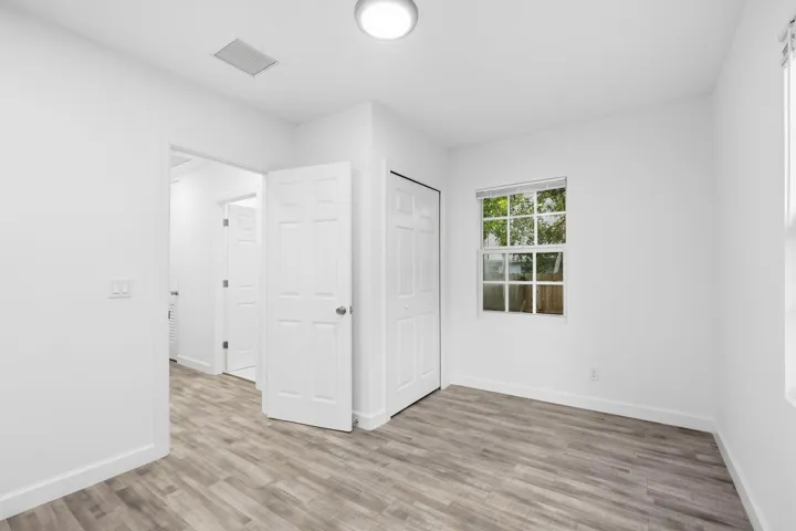14-web-or-mls-5203_N_Flagler_Dr_07470