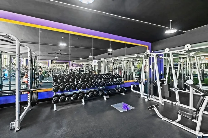 5000+ sf Fitness Center