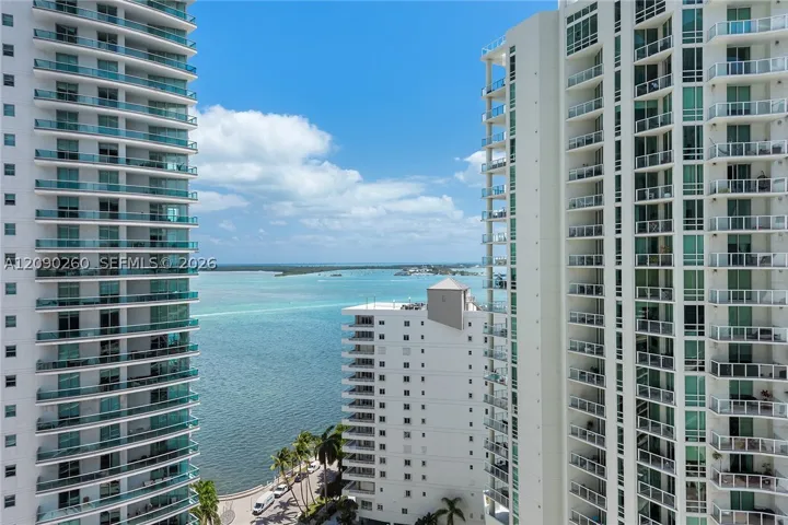 1300 Brickell Bay Dr 1905, Miami, Florida 33131