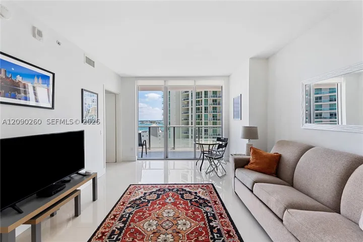 1300 Brickell Bay Dr 1905, Miami, Florida 33131