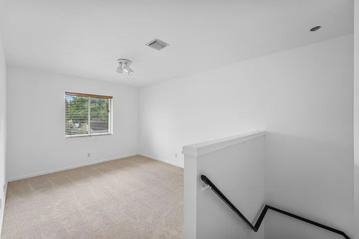 018-11031PeriwinkleLane-Tamarac-FL-33321