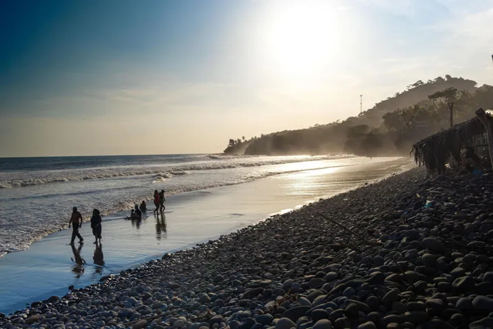 Playa El Sunzal Resized