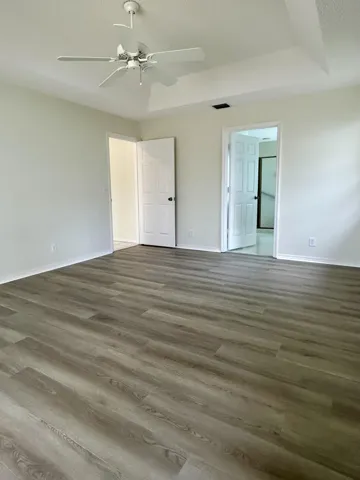 Primary suite