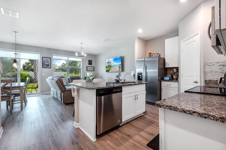 1645LindleySt.MagnoniaPark-5