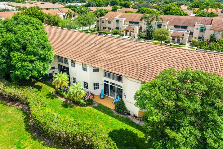 035-6735ViaRegina-BocaRaton-FL-33433-FUL