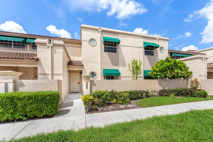 002-6735ViaRegina-BocaRaton-FL-33433-FUL