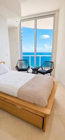 2 BEDROOM 2