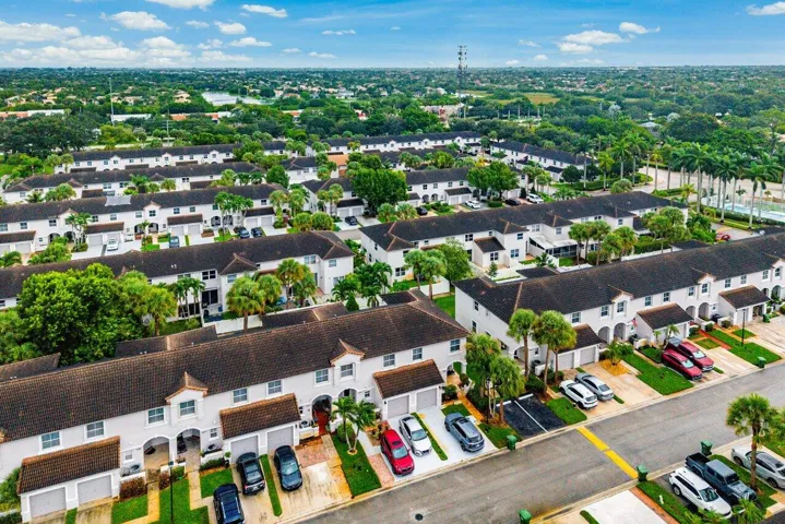 043-16856Southwest1stPlace-PembrokePines
