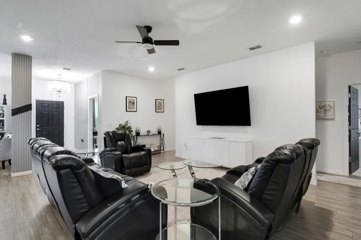 Comfortable Living Room