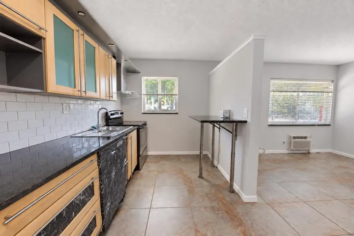 220 unit 3 kitchen