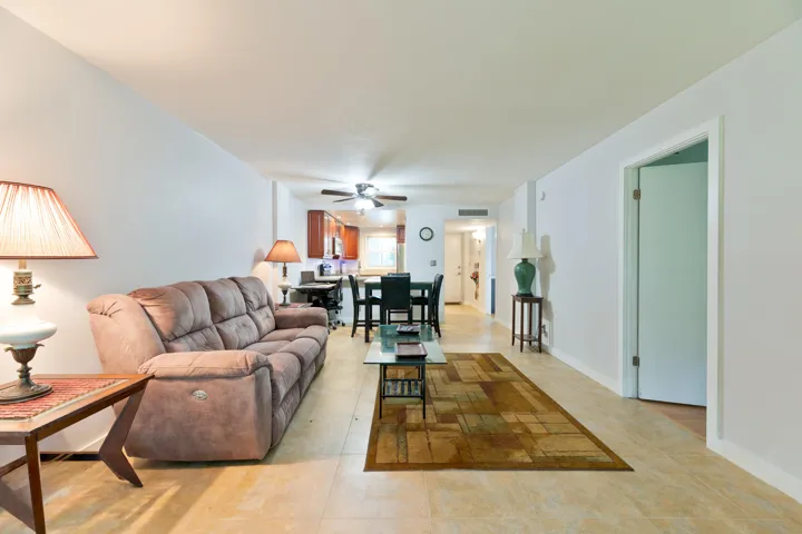 20260911 - 101 Royal Park Dr 1C - MR-11