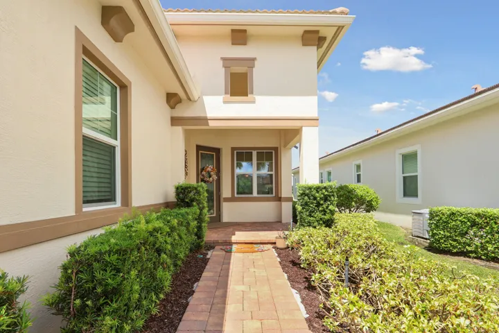 8942 SW PEPOLI