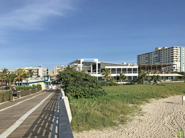 120 Oceanic-pier