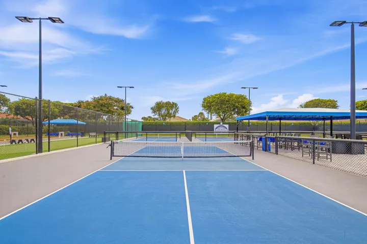 32-Clubhouse-PickleBall