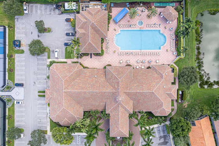 61-Aerial-Clubhouse-Pool