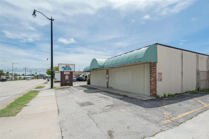 1212 & 414 W LANTANA ROAD