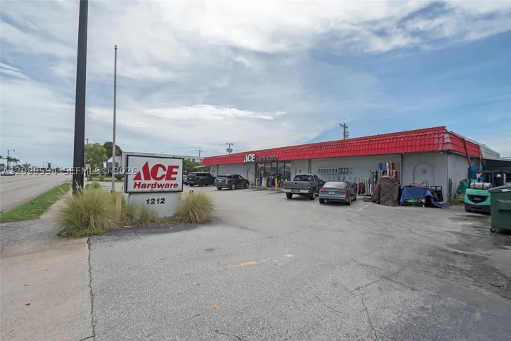 1212 & 414 W LANTANA ROAD