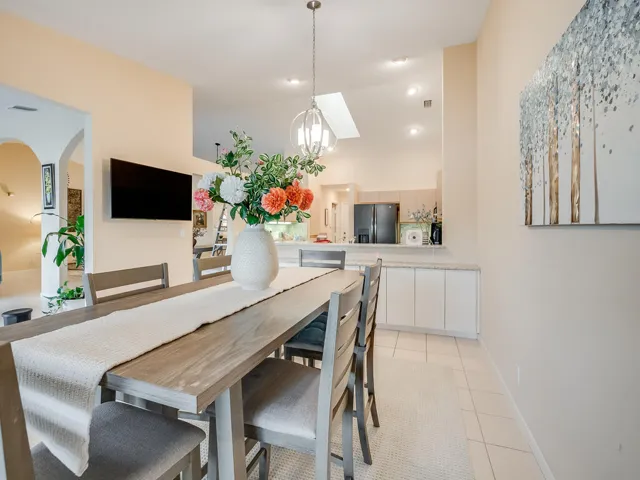 Eat in Kitchen Area