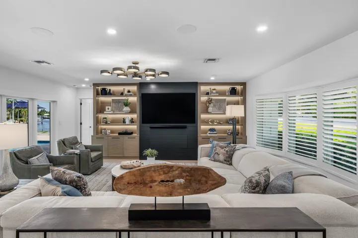 013-1200CypressWay-BocaRaton-FL-33486-SM