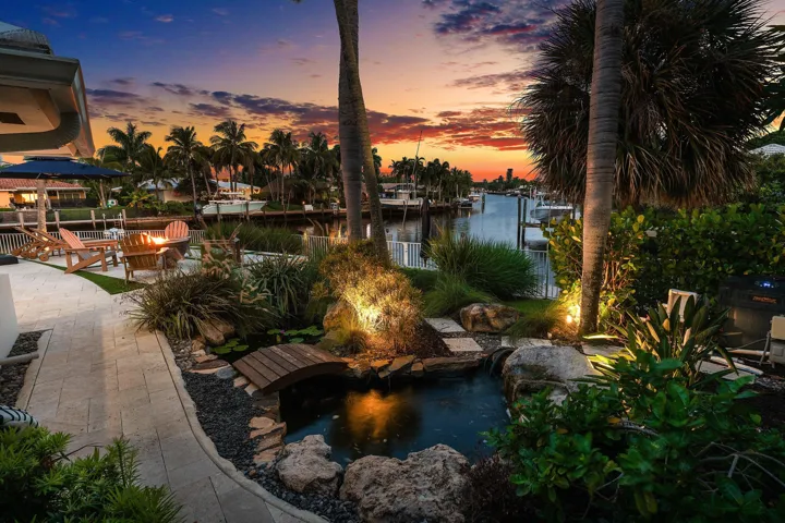 100-1200CypressWay-BocaRaton-FL-33486-SM