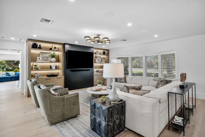 012-1200CypressWay-BocaRaton-FL-33486-SM