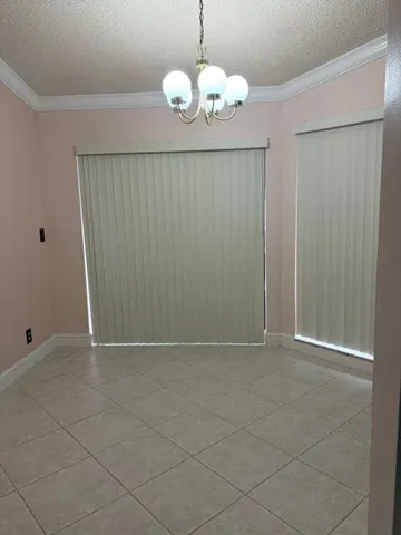 223 Springdale 4