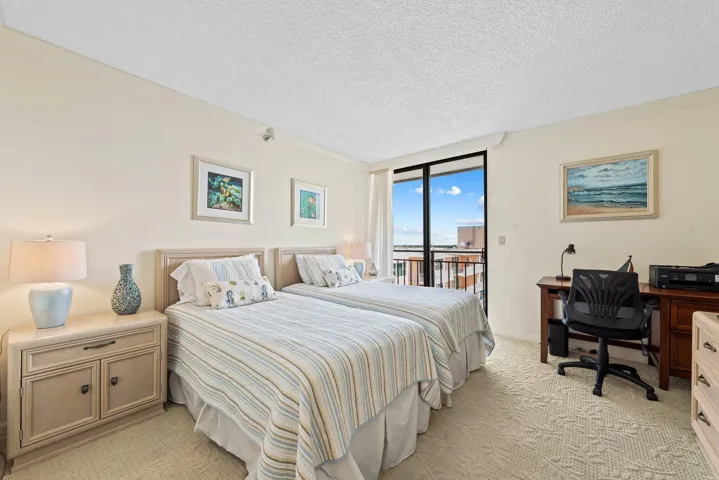 Guest room has ocean view & ensuite bath