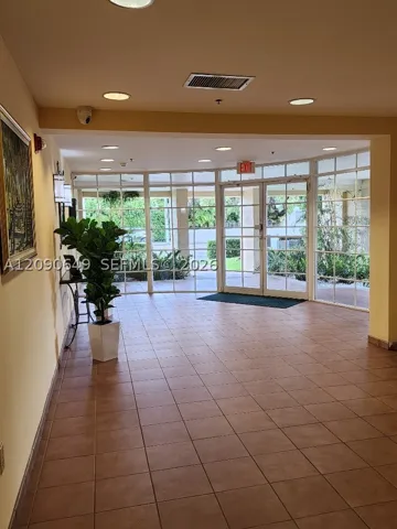 601 Sw 37th Ave 202, Miami, Florida 33135