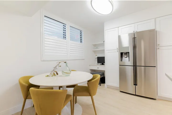 DINE IN KITCHEN