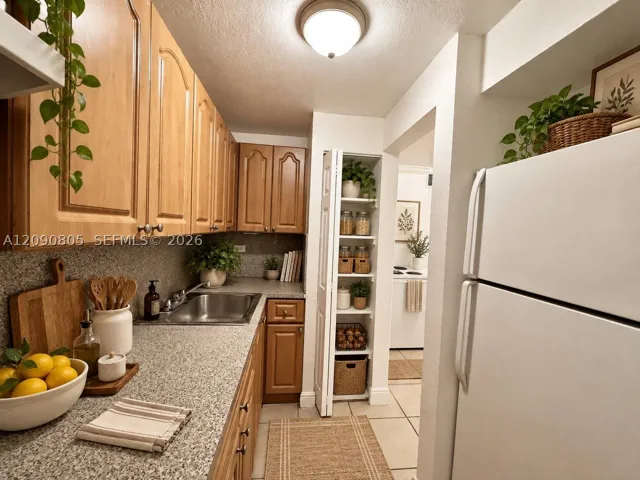 9760 Sw 184th St 3d, Cutler Bay, Florida 33157
