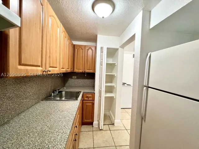 9760 Sw 184th St 3d, Cutler Bay, Florida 33157