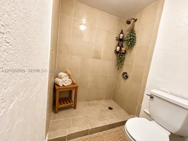 9760 Sw 184th St 3d, Cutler Bay, Florida 33157