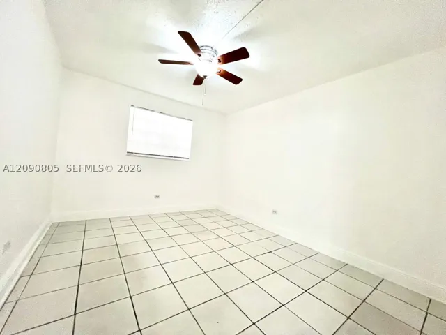 9760 Sw 184th St 3d, Cutler Bay, Florida 33157