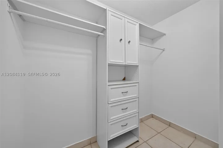 Walk-In Closets