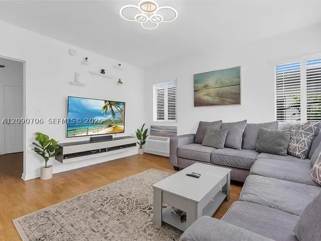 1027 Euclid Ave 12, Miami Beach, Florida 33139